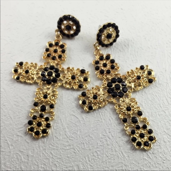 Earrings NWOT - Picture 3 of 4